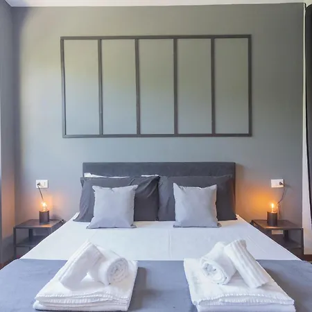 Black Loft By Rent كومو