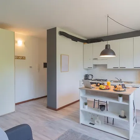 Black Loft By Rent شقة *