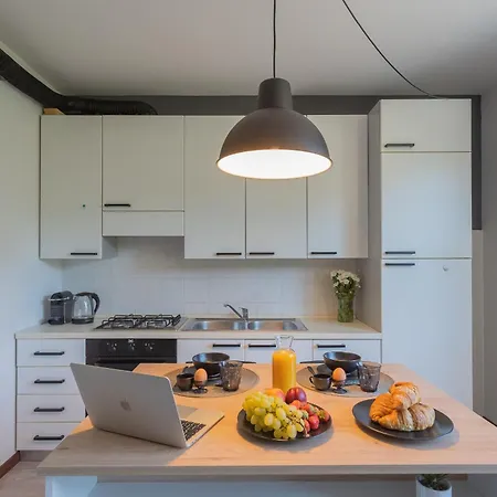 Black Loft By Rent شقة