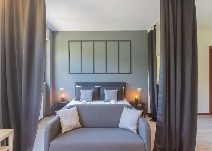 Black Loft By Rent Como