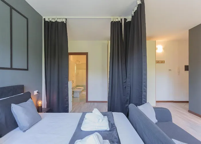 דירה Black Loft By Rent