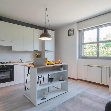 Black Loft By Rent Apartment Como